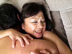 平均年齢49歳 垂れ乳。段腹。デカ尻。だらしない体型のババア交尾4時間　サンプル画像07